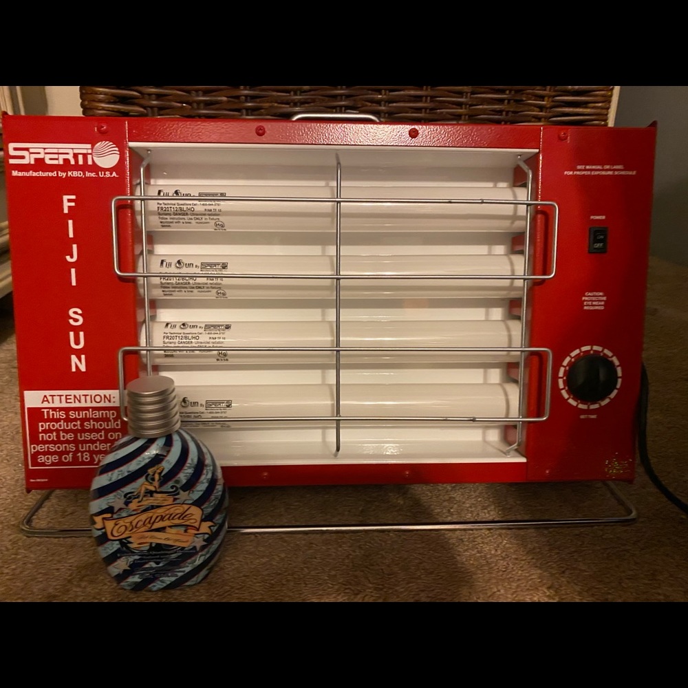Spert sun lamp face/body tanner